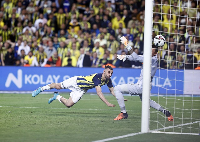 世界杯爆大冷！世界冠军0-2惨败，伊藤美诚剃光头，日本约战国乒